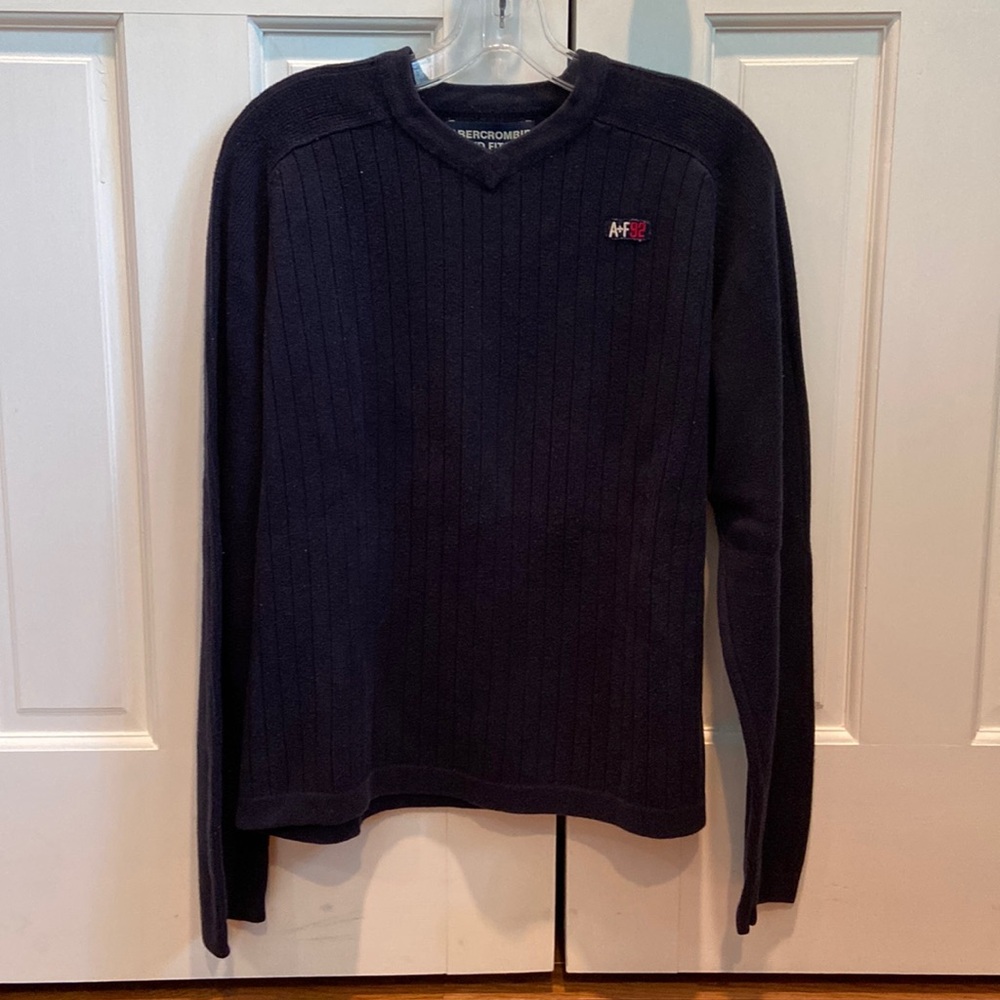 Vintage A&F sweater - size M